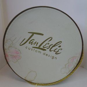 Jan Leslie Very Vintage Hat Box Has Issues 13" Round X 7" Tall